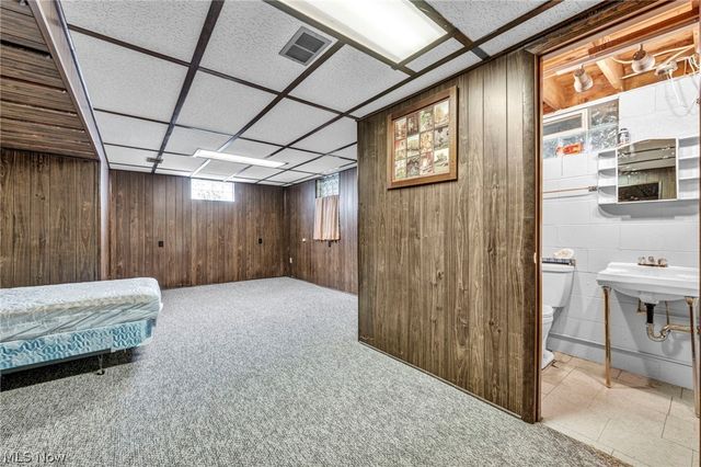 3446 Niles Carver Road, Mineral Ridge, OH 44440