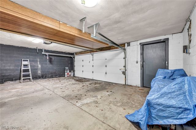 3446 Niles Carver Road, Mineral Ridge, OH 44440