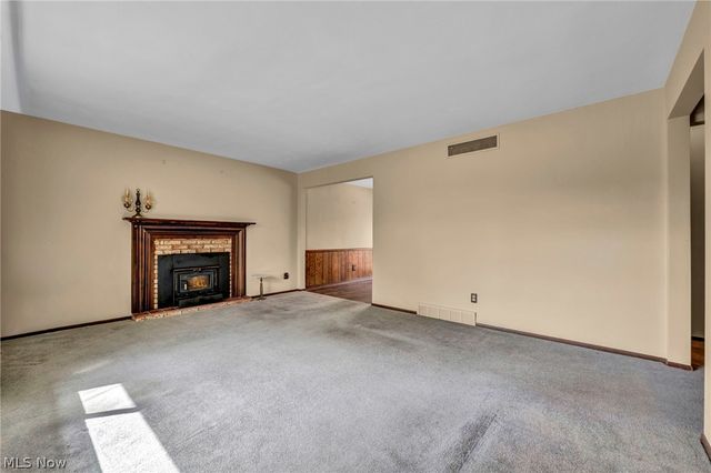 3446 Niles Carver Road, Mineral Ridge, OH 44440