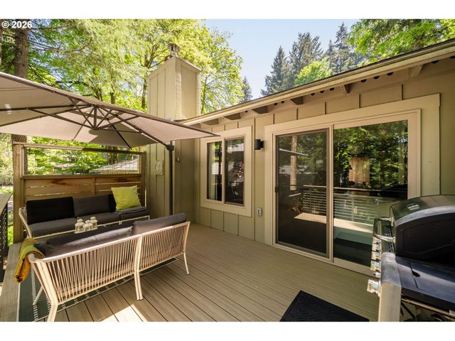 9912 Sw QUAIL POST Rd, Portland, OR 97219