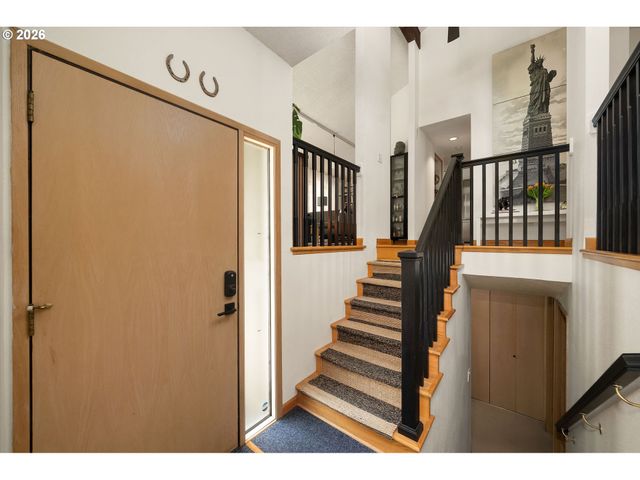 9912 Sw QUAIL POST Rd, Portland, OR 97219