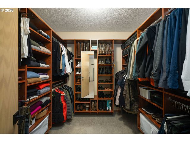 9912 Sw QUAIL POST Rd, Portland, OR 97219