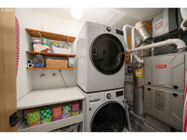 9912 Sw QUAIL POST Rd, Portland, OR 97219