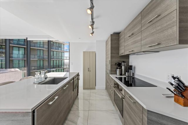 650 NE 32nd Street 4501, Miami, FL 33137