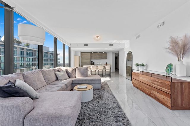 650 NE 32nd Street 4501, Miami, FL 33137