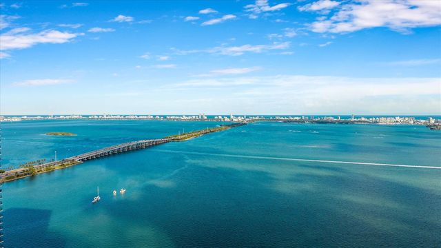 650 NE 32nd Street 4501, Miami, FL 33137