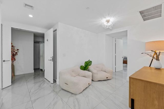 650 NE 32nd Street 4501, Miami, FL 33137