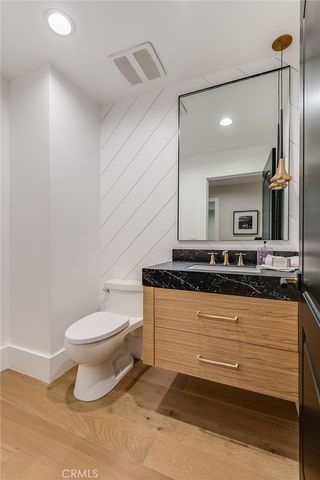 14803 Otsego Street, Sherman Oaks, CA 91403
