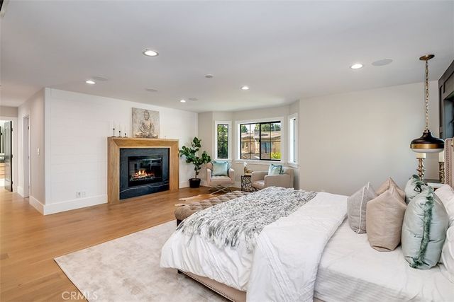 14803 Otsego Street, Sherman Oaks, CA 91403