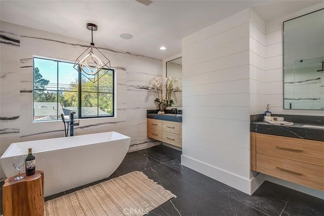 14803 Otsego Street, Sherman Oaks, CA 91403