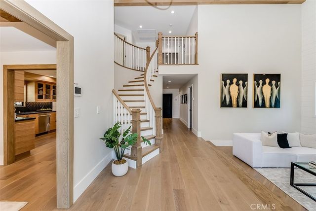 14803 Otsego Street, Sherman Oaks, CA 91403
