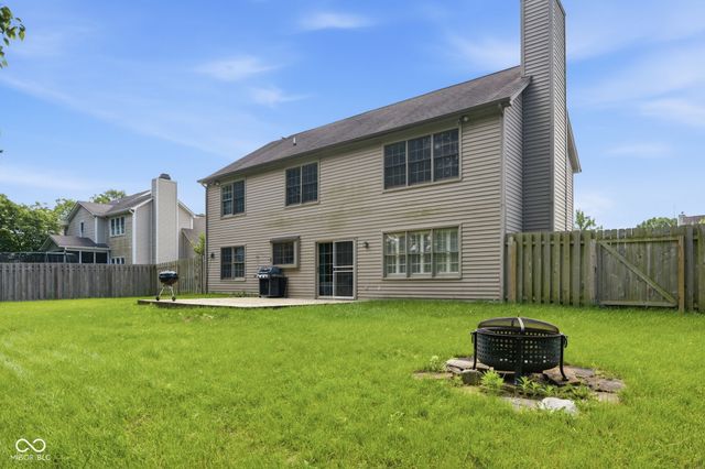 6638 Salem Drive, Fishers, IN 46038