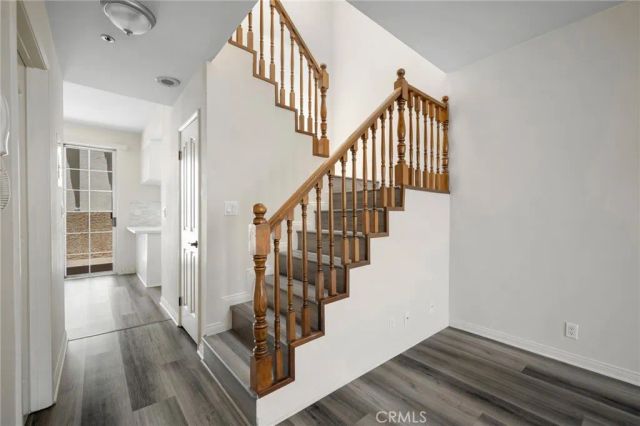 318 N Kenwood Street 105, Glendale, CA 91206