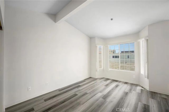 318 N Kenwood Street 105, Glendale, CA 91206