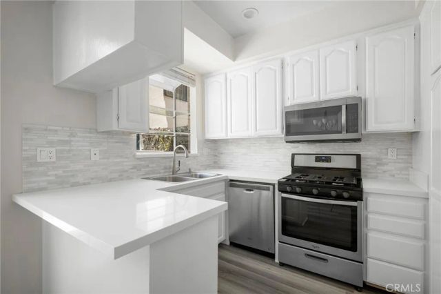 318 N Kenwood Street 105, Glendale, CA 91206