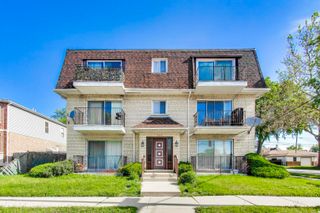 6534 W Montrose Avenue 1W, Harwood Heights, IL 60706