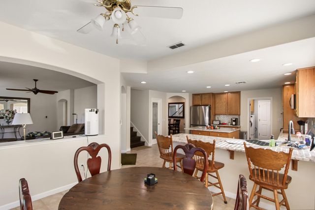 1856 Krpan Dr, Roseville, CA 95747