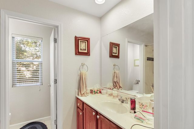 1856 Krpan Dr, Roseville, CA 95747