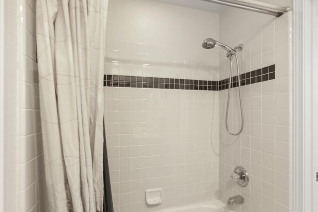 1856 Krpan Dr, Roseville, CA 95747