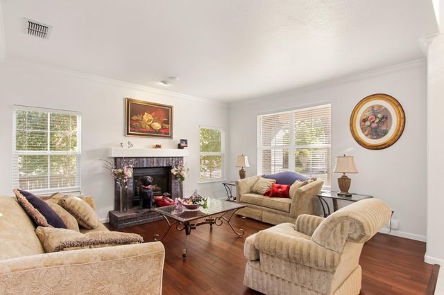 1856 Krpan Dr, Roseville, CA 95747