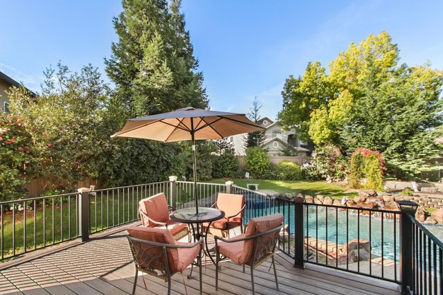 1856 Krpan Dr, Roseville, CA 95747