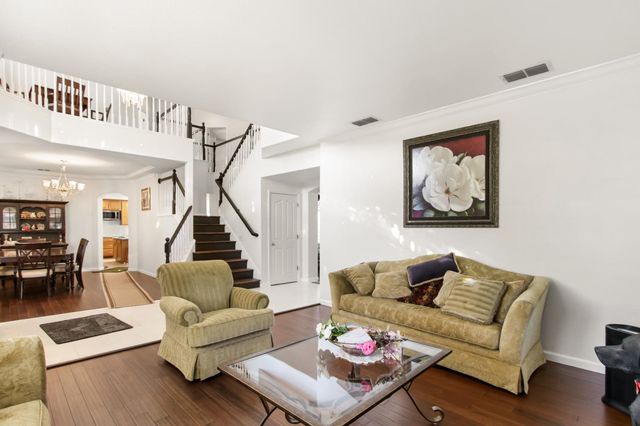 1856 Krpan Dr, Roseville, CA 95747