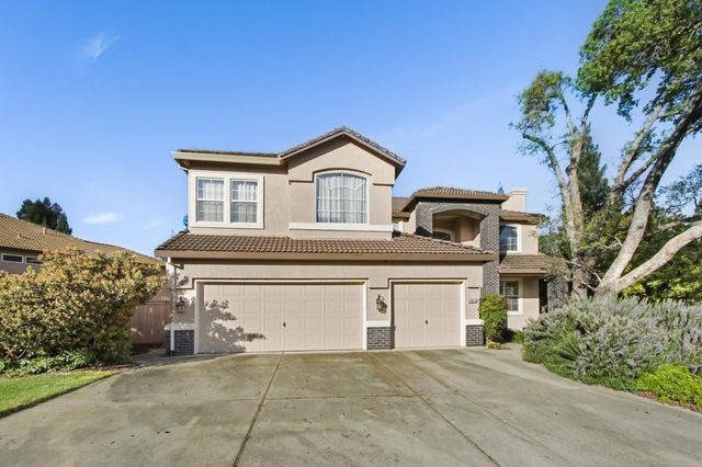 1856 Krpan Dr, Roseville, CA 95747