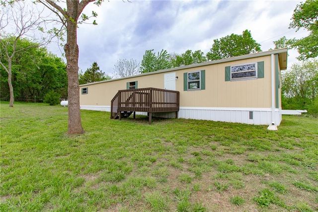 757 SW 800th Road, Holden, MO 64040