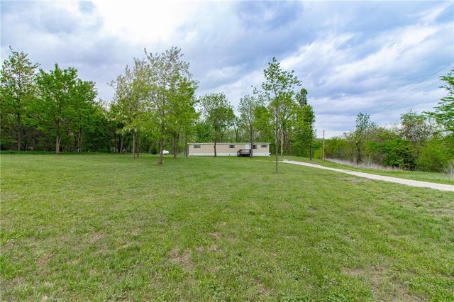 757 SW 800th Road, Holden, MO 64040