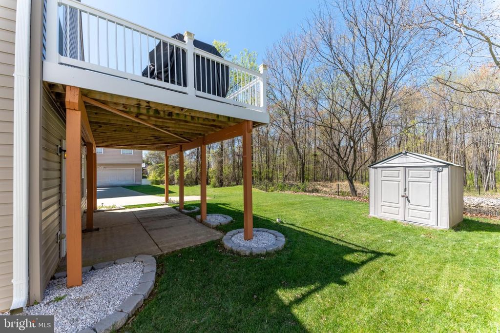 Image 26 of property listing at 60 SIX POINT CT, Baltimore, MD 21244