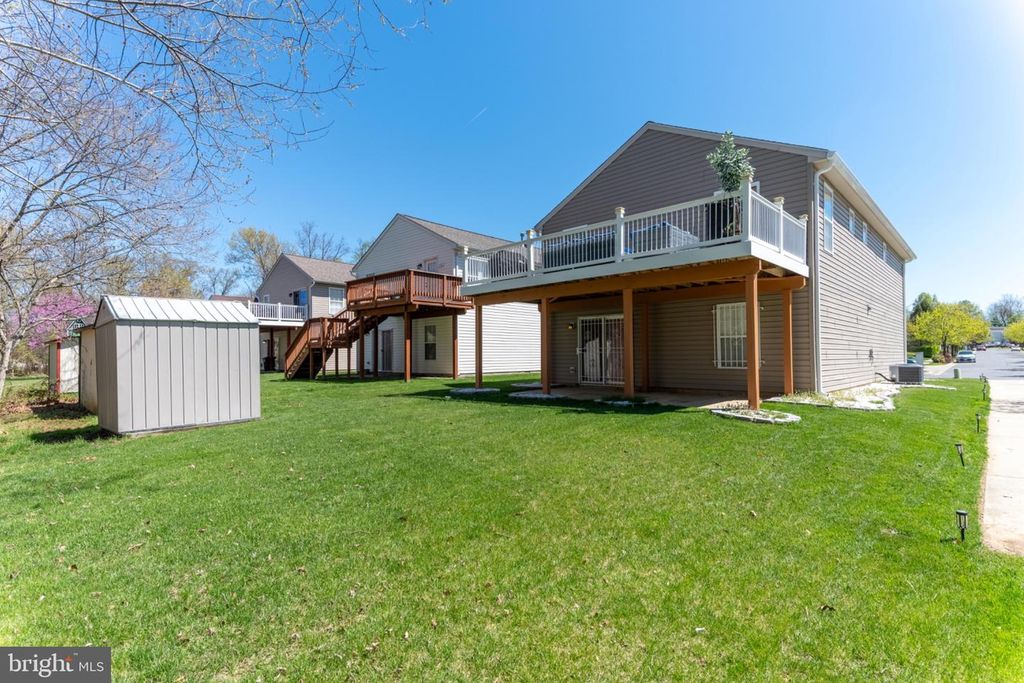 Image 27 of property listing at 60 SIX POINT CT, Baltimore, MD 21244