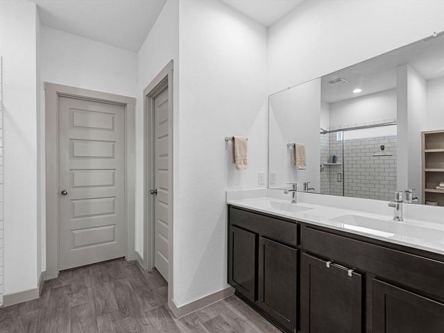 8110 Brahman Lane, Rosharon, TX 77583