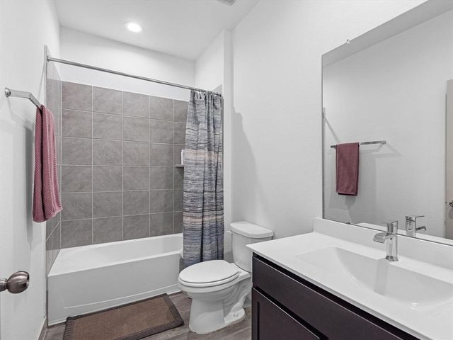 8110 Brahman Lane, Rosharon, TX 77583