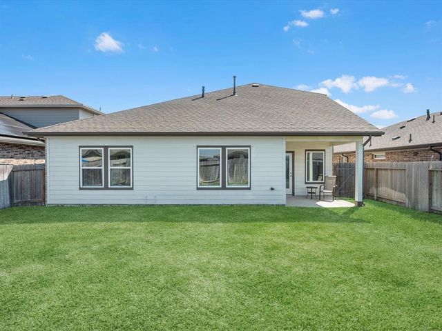 8110 Brahman Lane, Rosharon, TX 77583