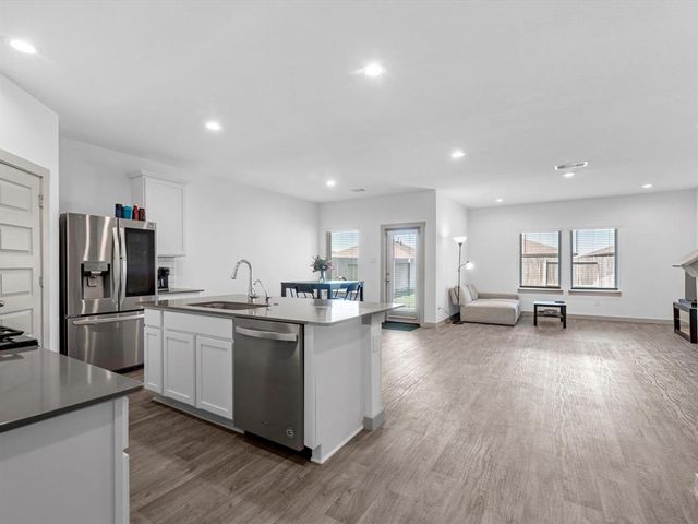 8110 Brahman Lane, Rosharon, TX 77583
