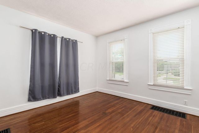 121 Mcmillen Avenue, Columbus, OH 43201