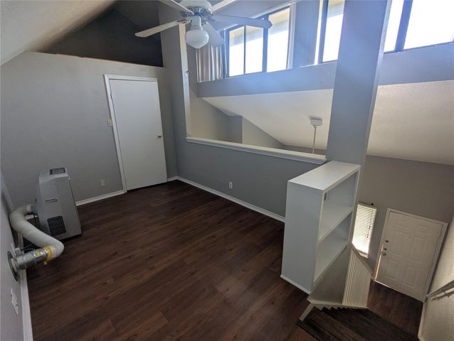 601 Nelray Boulevard 11, Austin, TX 78751