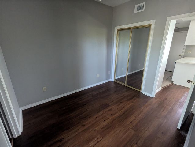 601 Nelray Boulevard 11, Austin, TX 78751