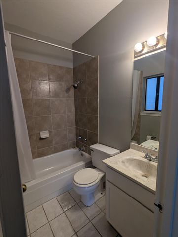601 Nelray Boulevard 11, Austin, TX 78751
