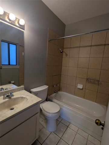 601 Nelray Boulevard 11, Austin, TX 78751