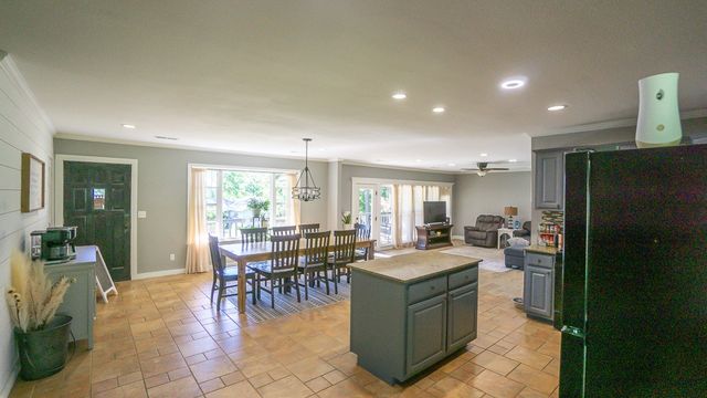 24 Sycamore Avenue, West Fork, AR 72774