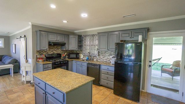 24 Sycamore Avenue, West Fork, AR 72774