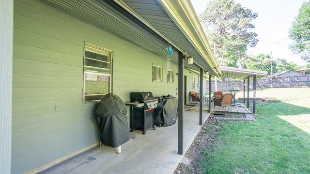 24 Sycamore Avenue, West Fork, AR 72774