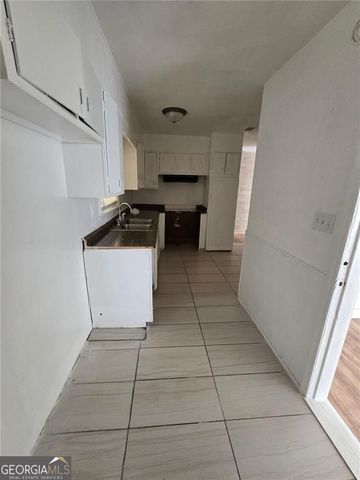 2850 Middleburg Drive Drive, Atlanta, GA 30349