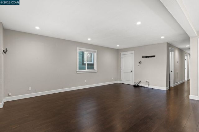 557 43Rd St, Oakland, CA 94609