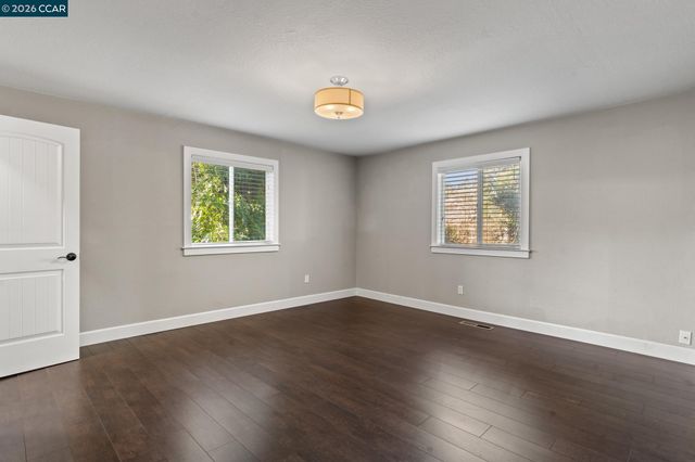 557 43Rd St, Oakland, CA 94609