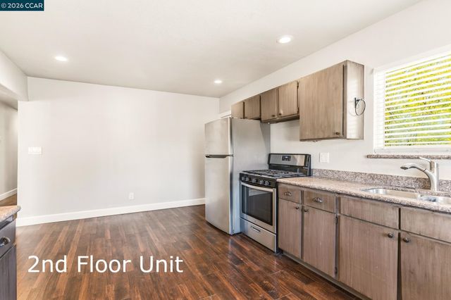 557 43Rd St, Oakland, CA 94609