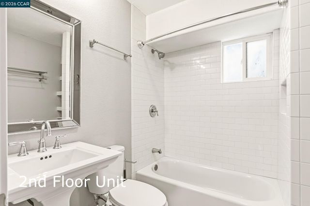 557 43Rd St, Oakland, CA 94609
