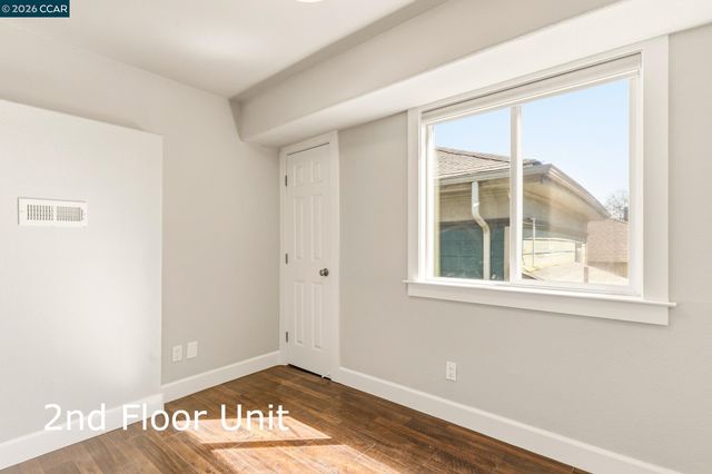 557 43Rd St, Oakland, CA 94609