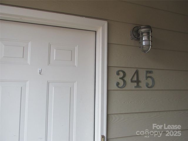 400 Clarice Avenue 345, Charlotte, NC 28204